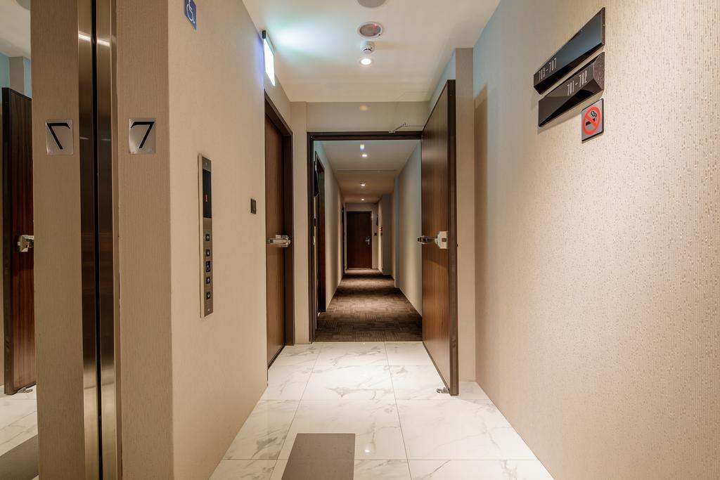 Via Hotel Taipei Station Экстерьер фото