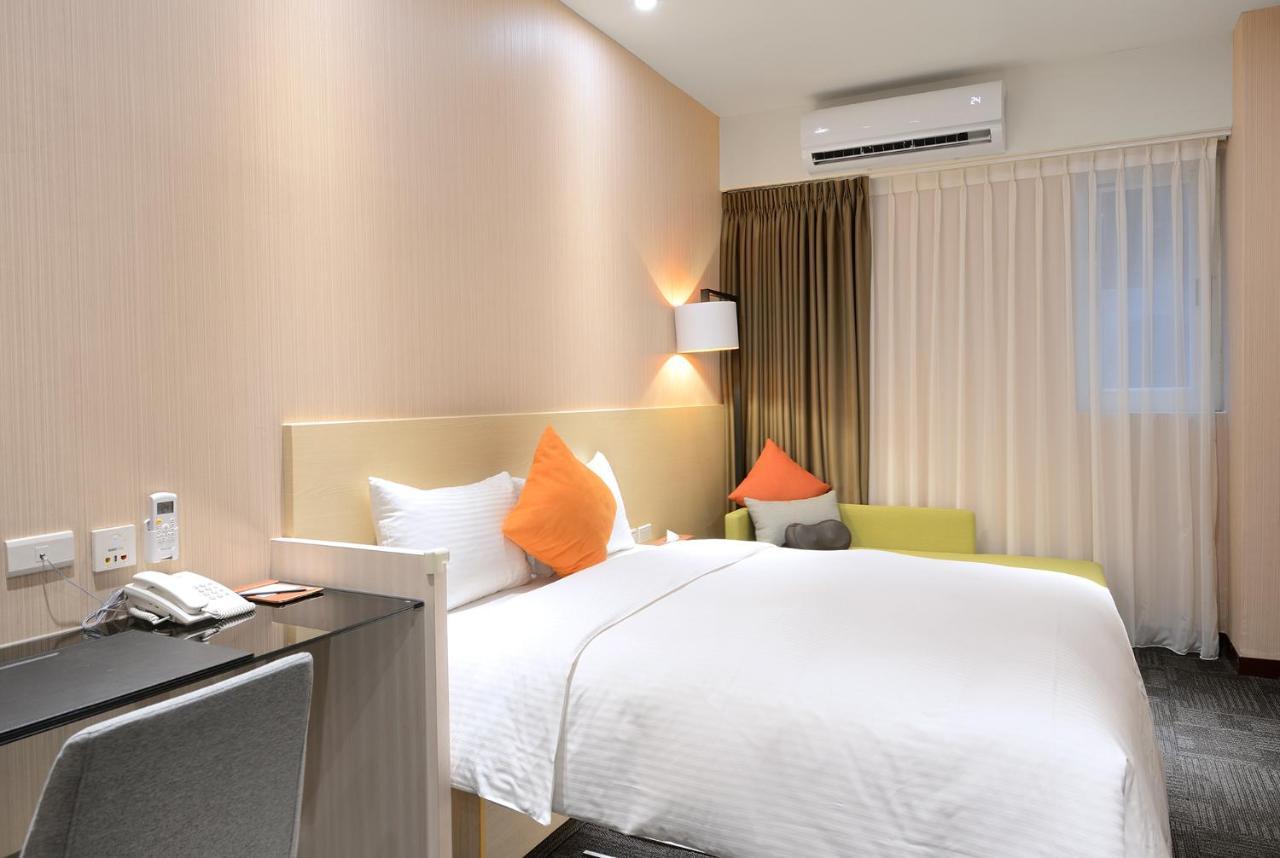 Via Hotel Taipei Station Экстерьер фото
