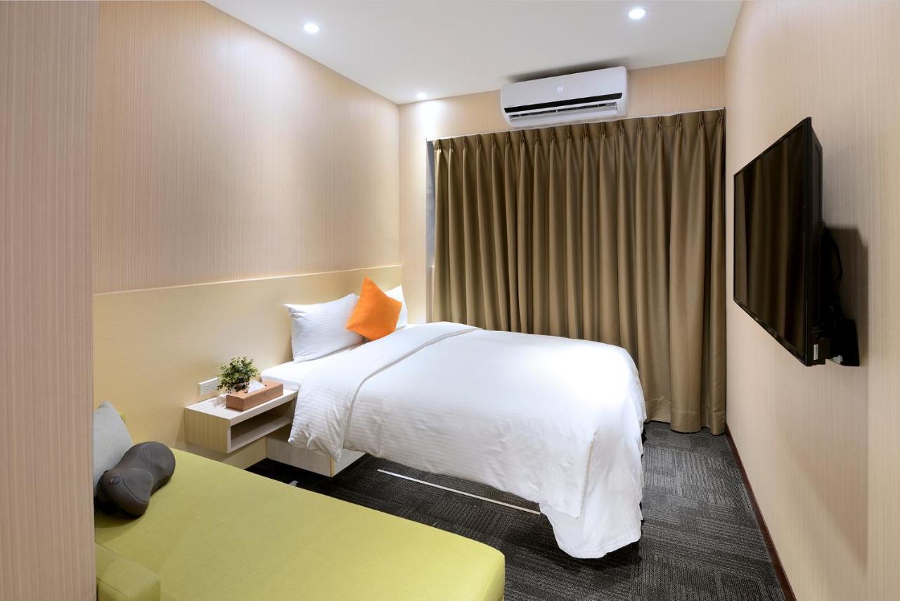 Via Hotel Taipei Station Экстерьер фото